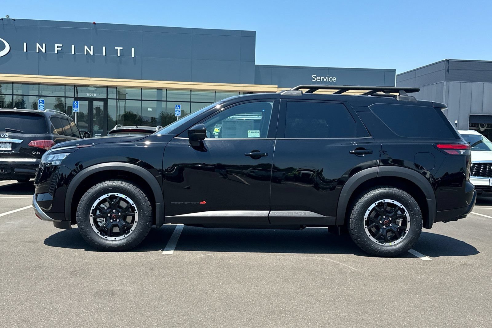 New 2026 Nissan Pathfinder Rock Creek w/ Rock Creek Premium Package AWD/4WD image 7