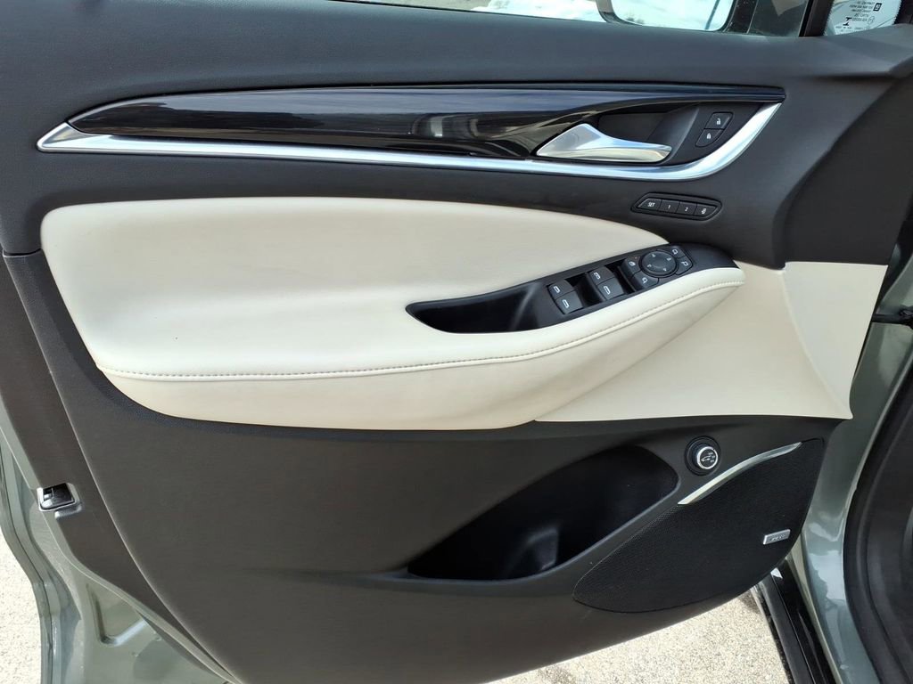 Certified 2022 Buick Enclave Premium w/ Experience Buick Package image 13