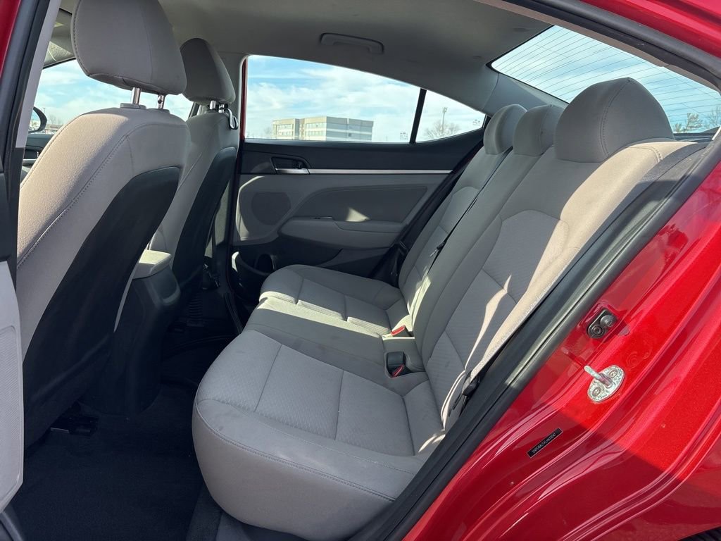 Used 2020 Hyundai Elantra SEL image 11