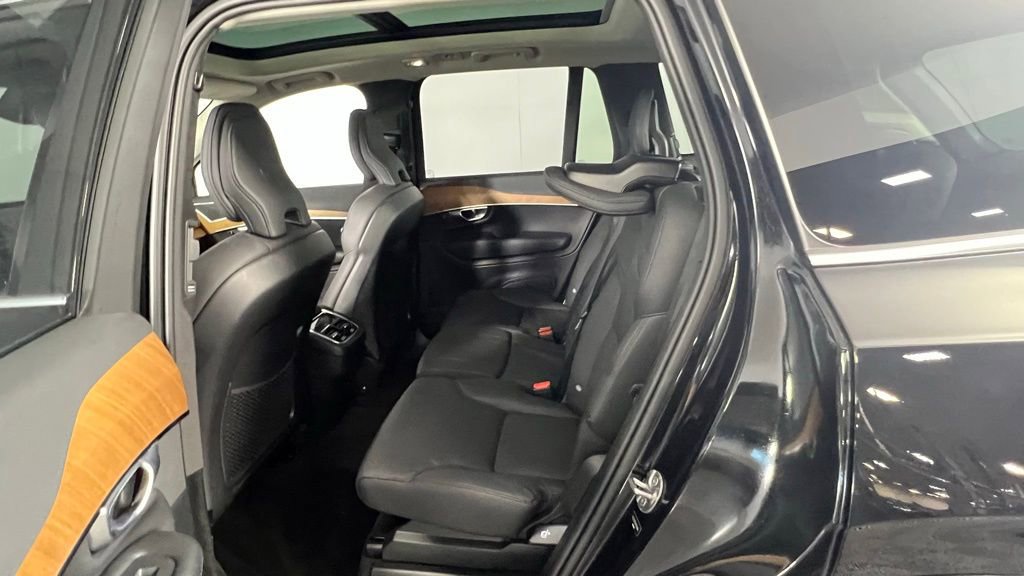 Used 2024 Volvo XC90 B5 Plus image 25