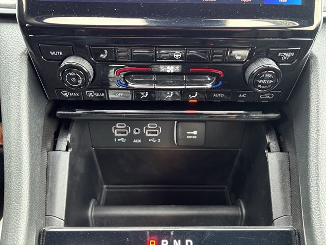 Used 2025 Jeep Grand Cherokee L Limited image 15