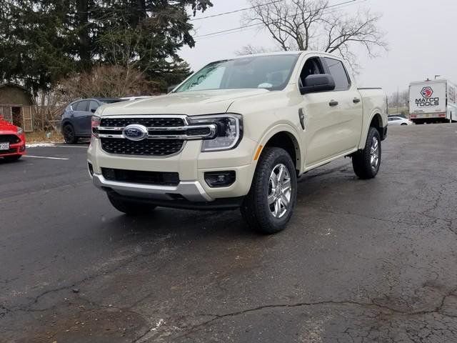 New 2025 Ford Ranger XLT w/ Equipment Group 301A High AWD/4WD image 9