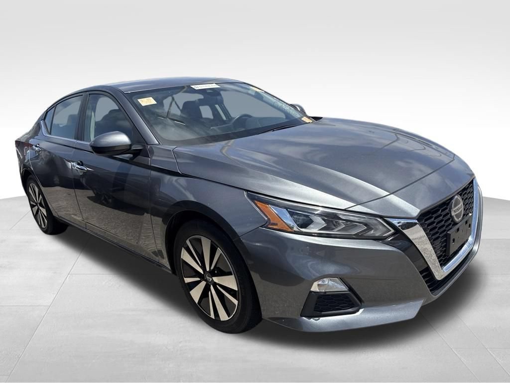 Used 2022 Nissan Altima 2.5 SV FWD image 9