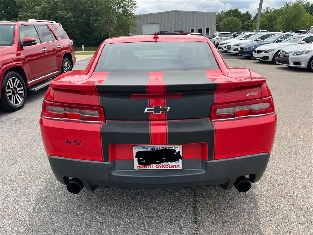 Used 2015 Chevrolet Camaro SS w/ RS Package RWD image 8