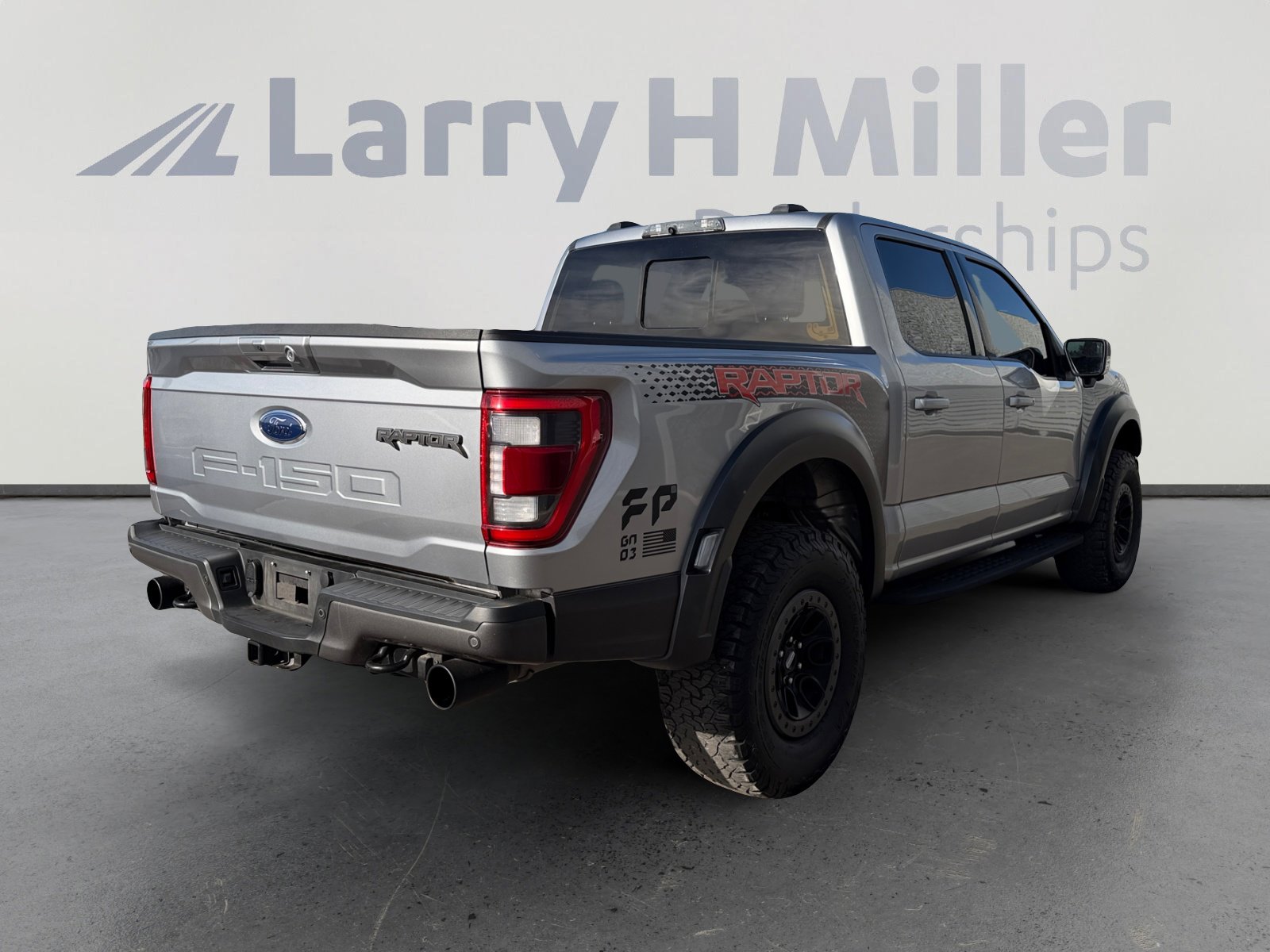 Used 2022 Ford F150 Raptor w/ Equipment Group 801A High AWD/4WD image 5