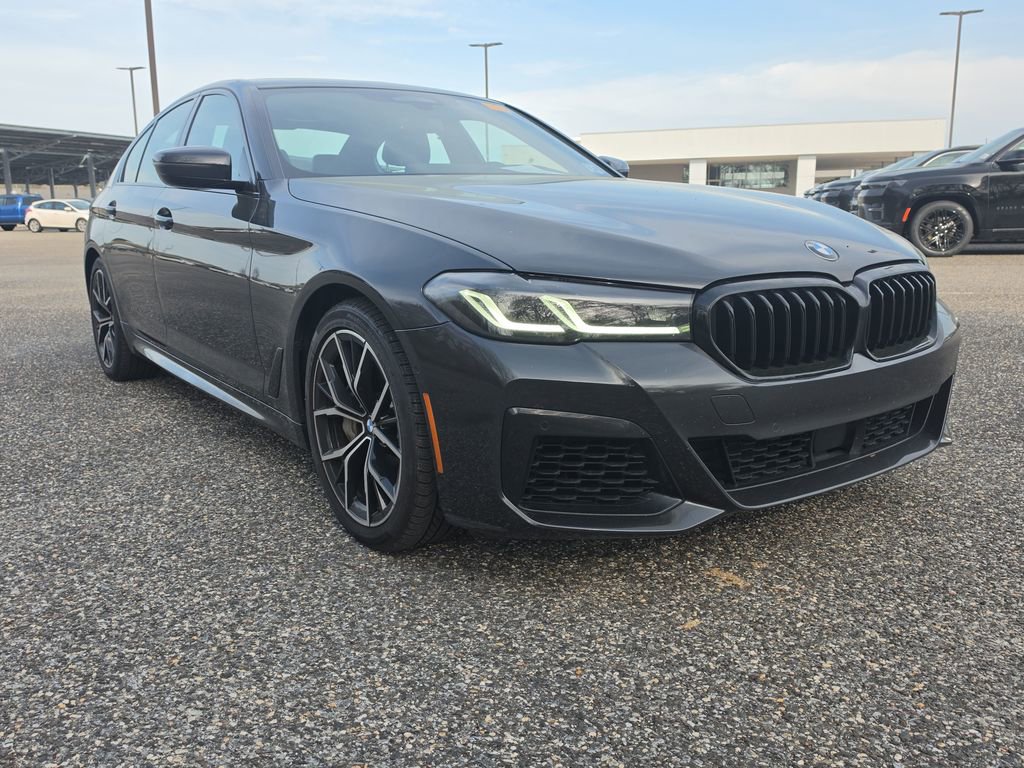 Used 2022 BMW 540i xDrive w/ M Sport Package video 2