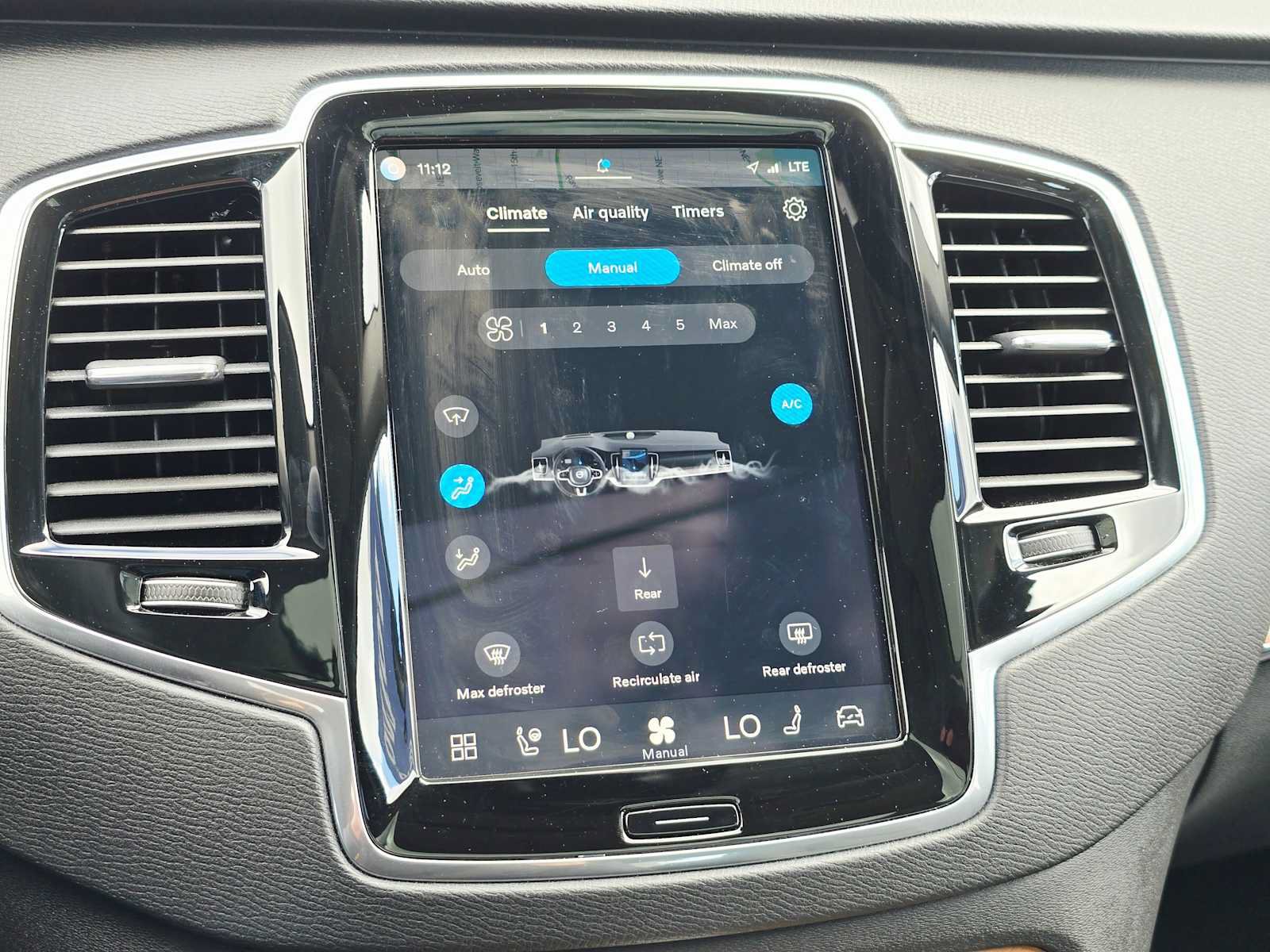 Certified 2025 Volvo XC90 T8 Plus w/ Protection Package Premier AWD/4WD image 26