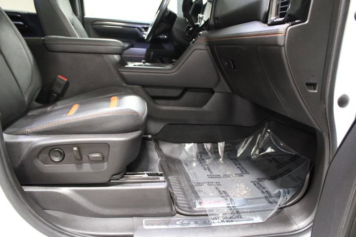 Used 2024 GMC Sierra 2500 AT4 w/ AT4 Premium Plus Package image 27
