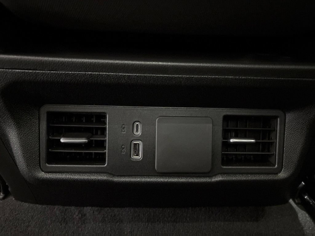 Used 2026 Chevrolet Silverado 1500 Custom AWD/4WD image 33
