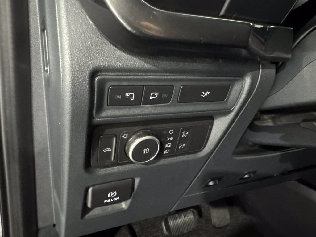 Used 2022 Ford F150 XLT w/ Equipment Group 302A High AWD/4WD image 33