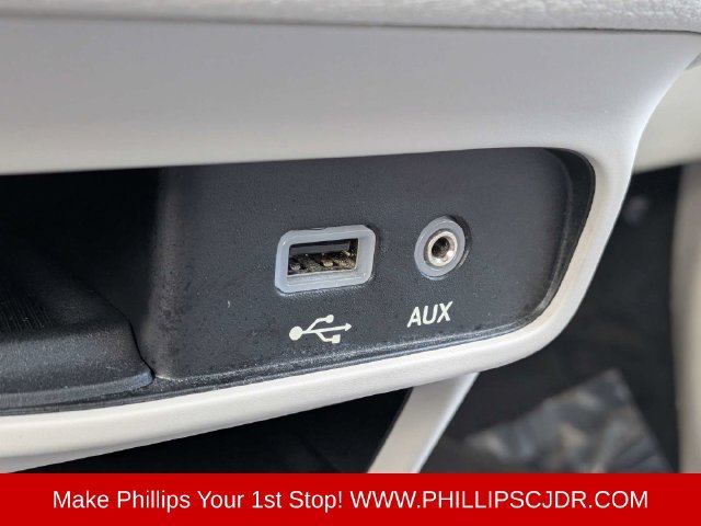 Certified 2019 Chrysler Pacifica Limited FWD image 22
