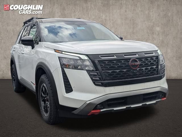 New 2026 Nissan Pathfinder Rock Creek w/ Rock Creek Premium Package
