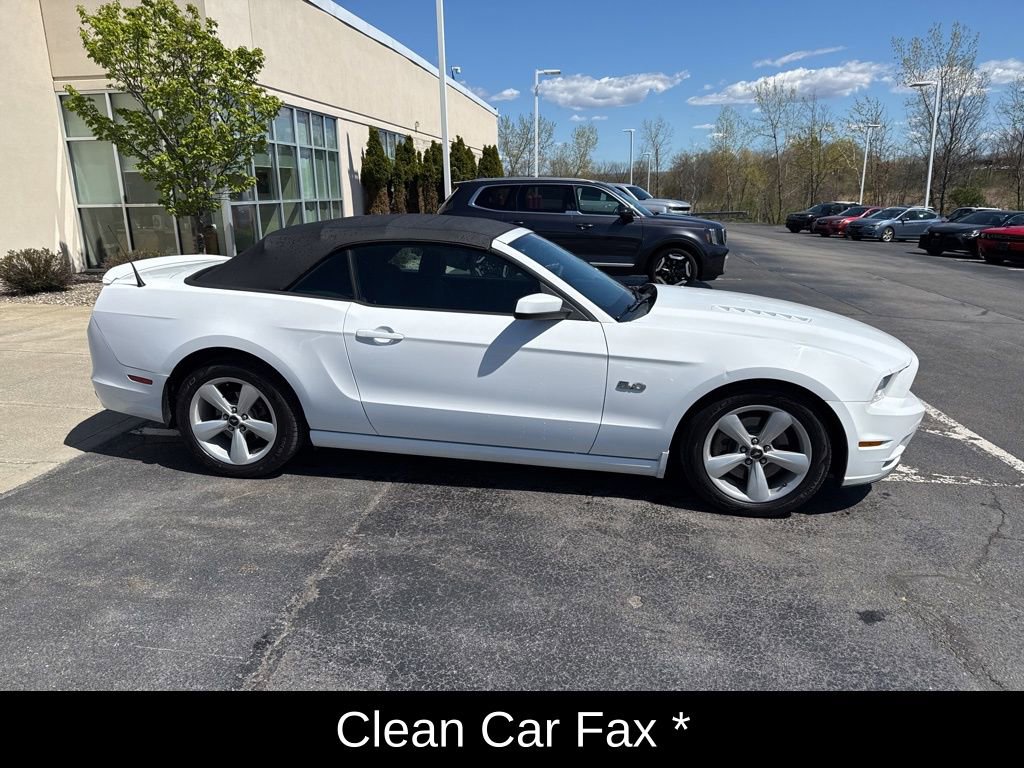 Used 2014 Ford Mustang GT RWD image 3