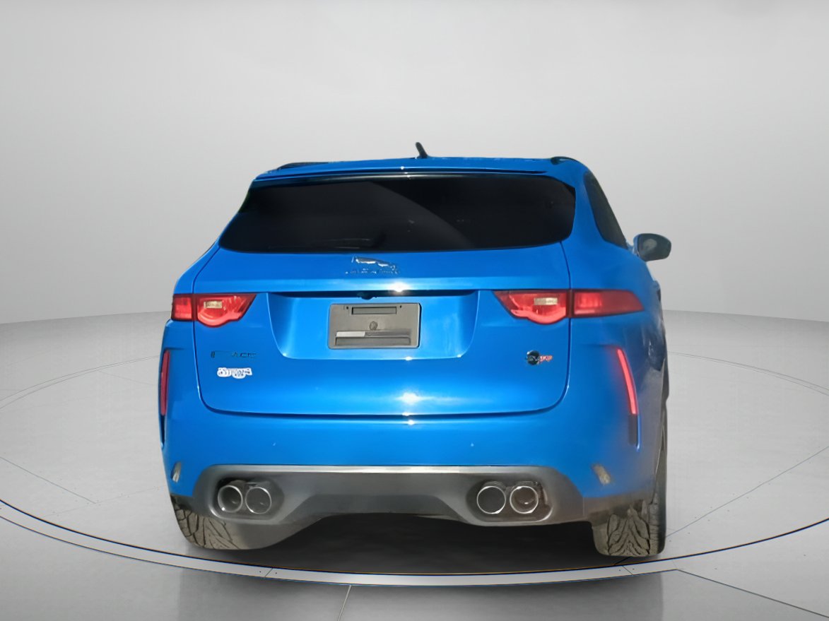 Used 2020 Jaguar F-PACE SVR image 24