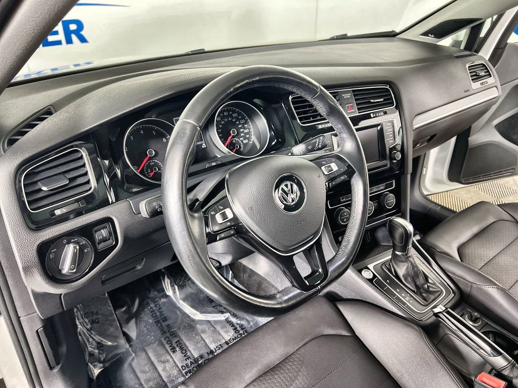 Used 2015 Volkswagen Golf SEL w/ Lighting Package (SEL) FWD image 11