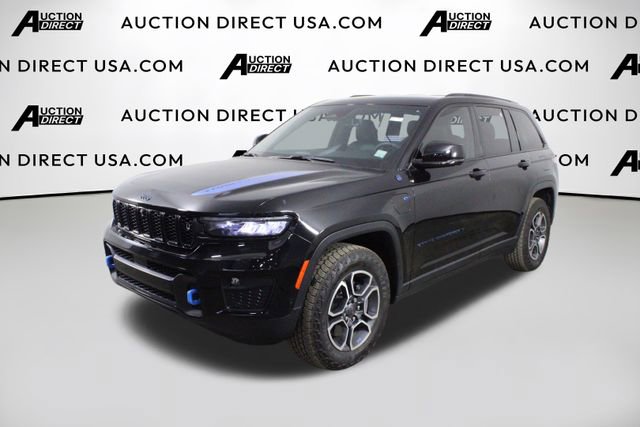 Used 2022 Jeep Grand Cherokee Trailhawk w/ Advanced Protech Group II