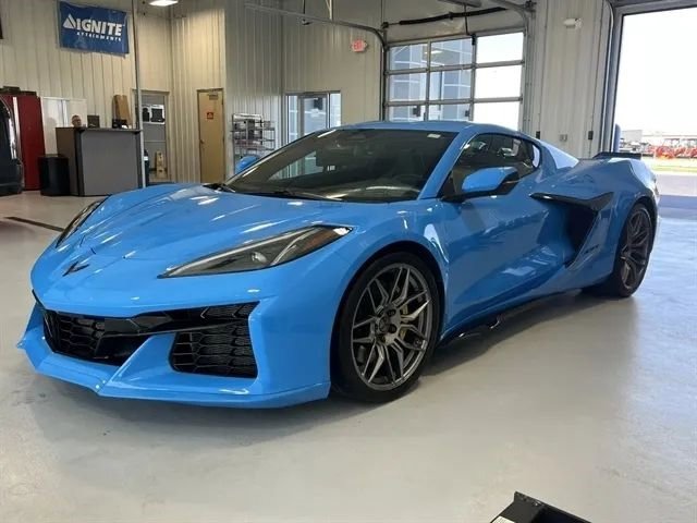 Used 2025 Chevrolet Corvette Z06 RWD image 51