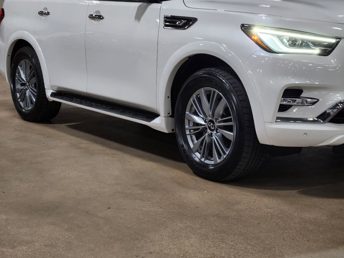 Used 2022 INFINITI QX80 Luxe w/ Cargo Package AWD/4WD image 16