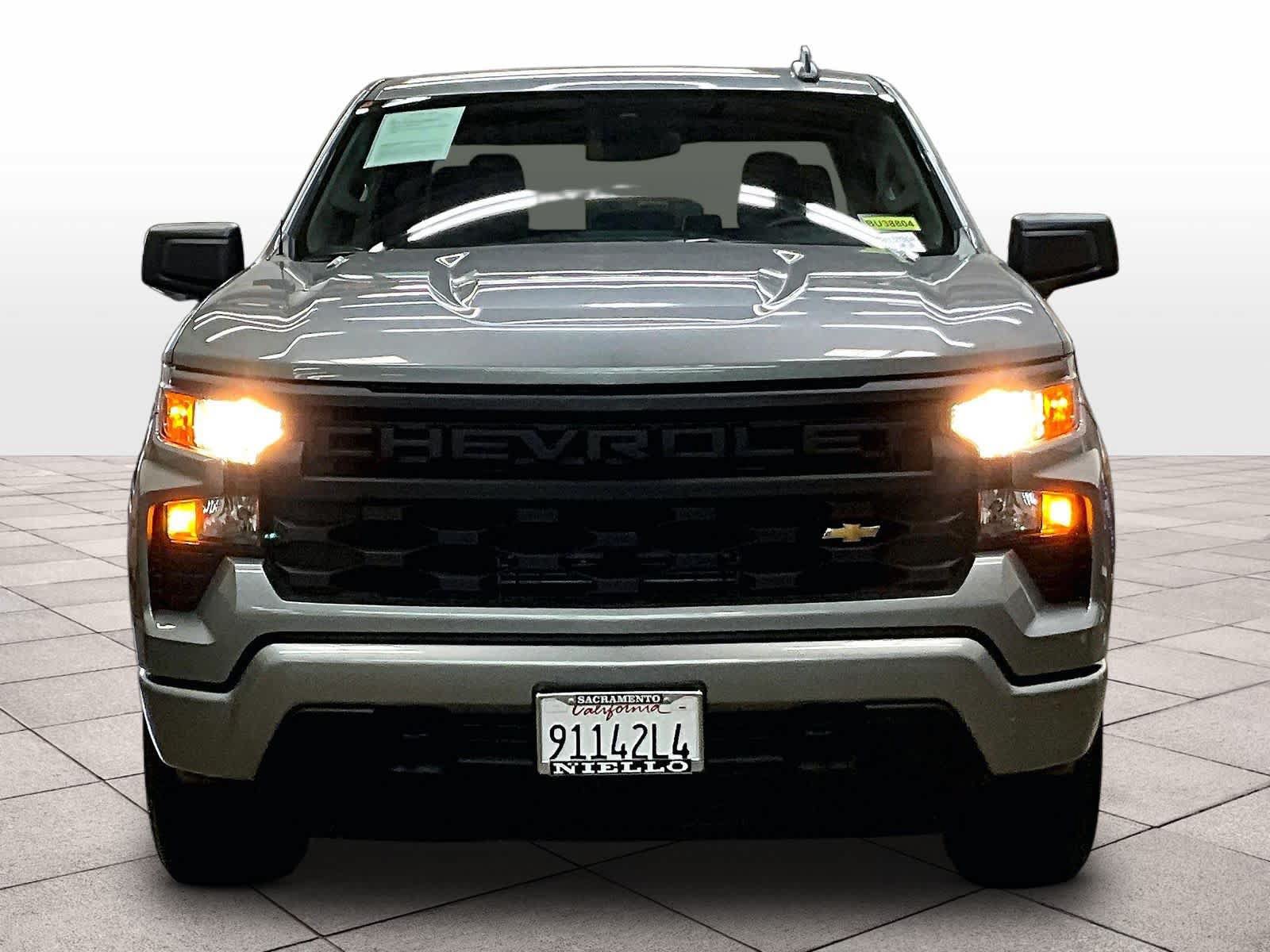 Used 2026 Chevrolet Silverado 1500 Custom RWD image 3