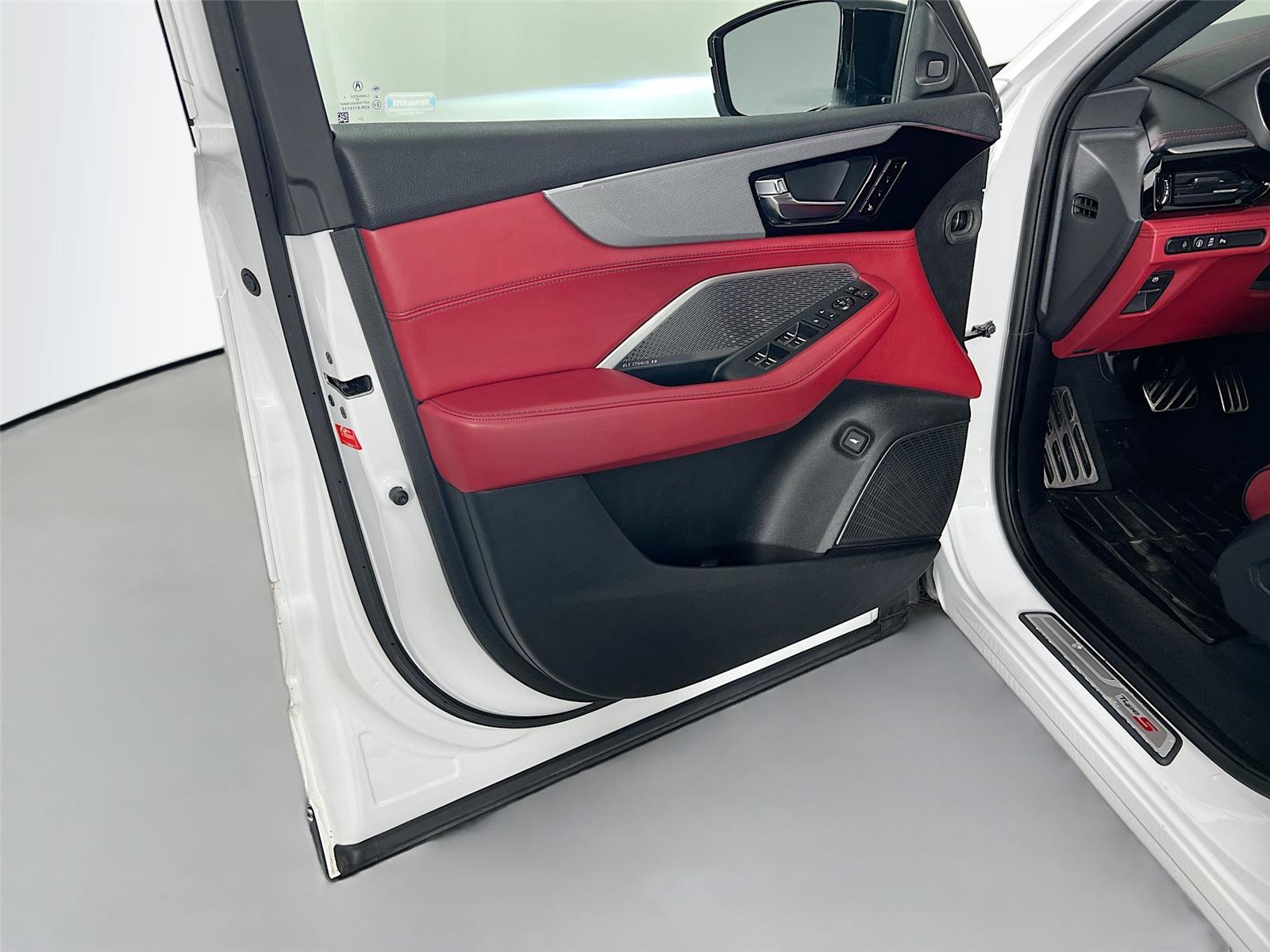 Used 2022 Acura MDX Type S image 16