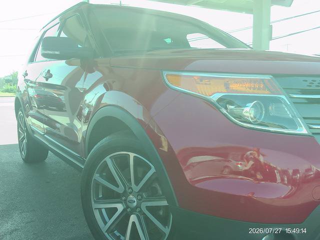 Used 2015 Ford Explorer XLT w/ Equipment Group 202A AWD/4WD image 19