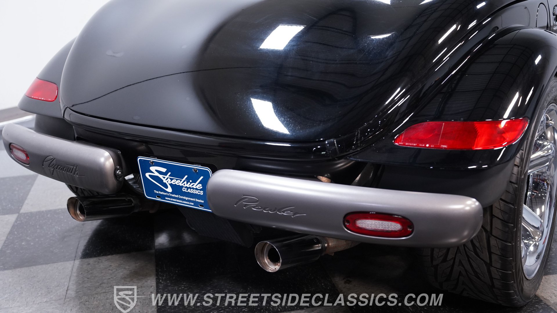 Used 1999 Plymouth Prowler RWD image 22
