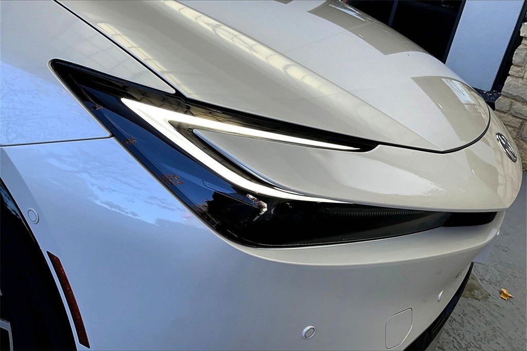 New 2026 Toyota Prius Plug-In Hybrid w/ Limited Premium Package image 20