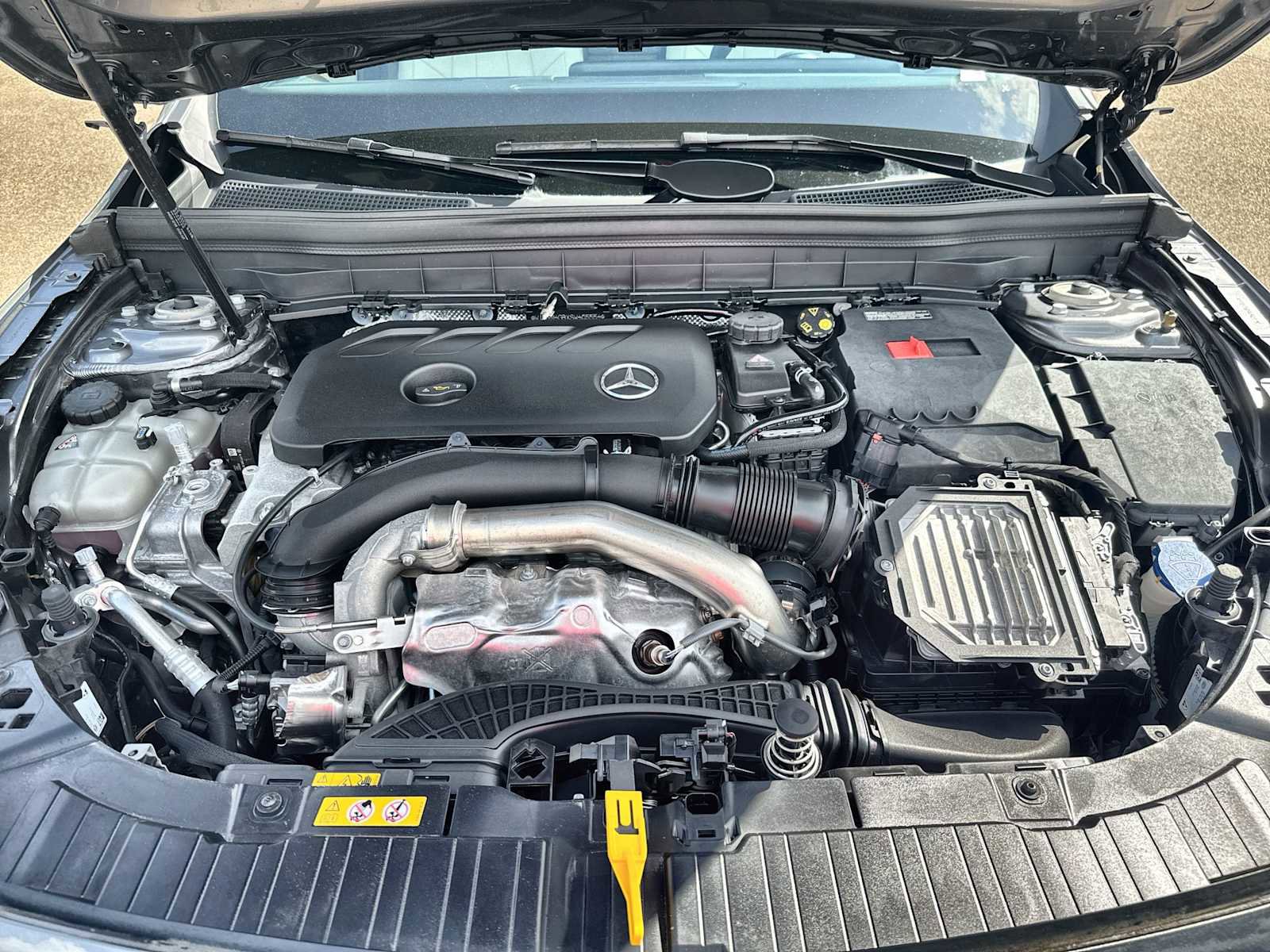 Used 2025 Mercedes-Benz GLB 250 image 13