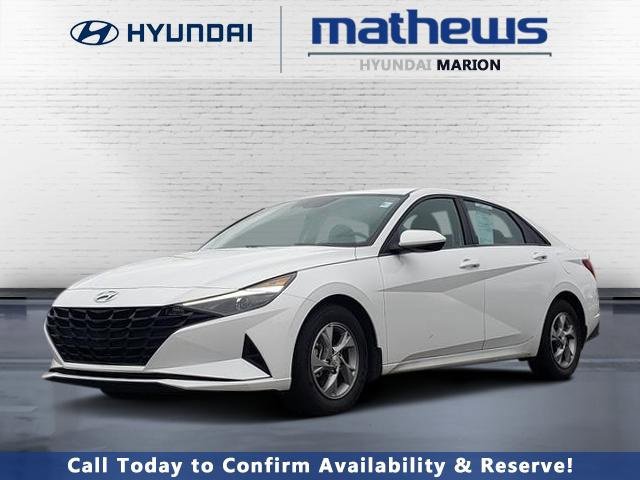 Used 2023 Hyundai Elantra SE w/ Winter Weather Package image 1