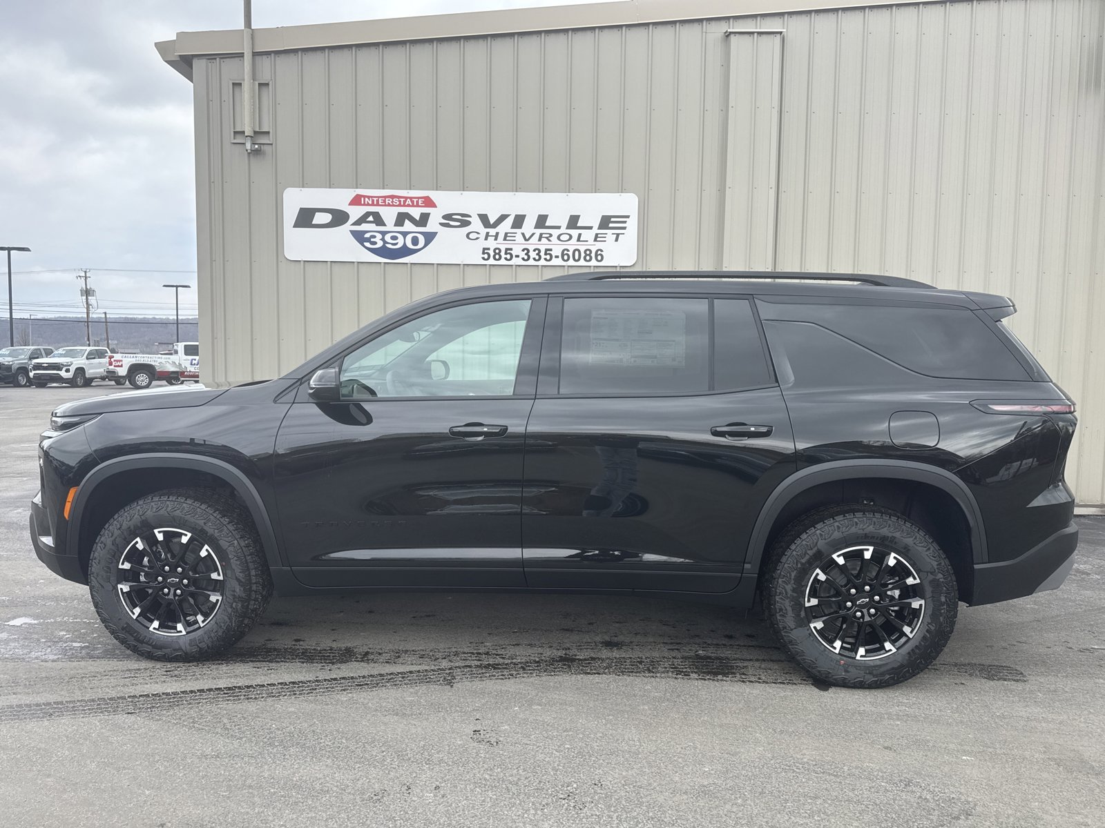 New 2026 Chevrolet Traverse Z71 w/ LPO, Floor Liner Package AWD/4WD image 5