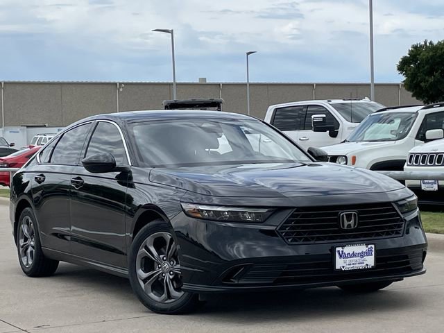 Certified 2023 Honda Accord EX image 2