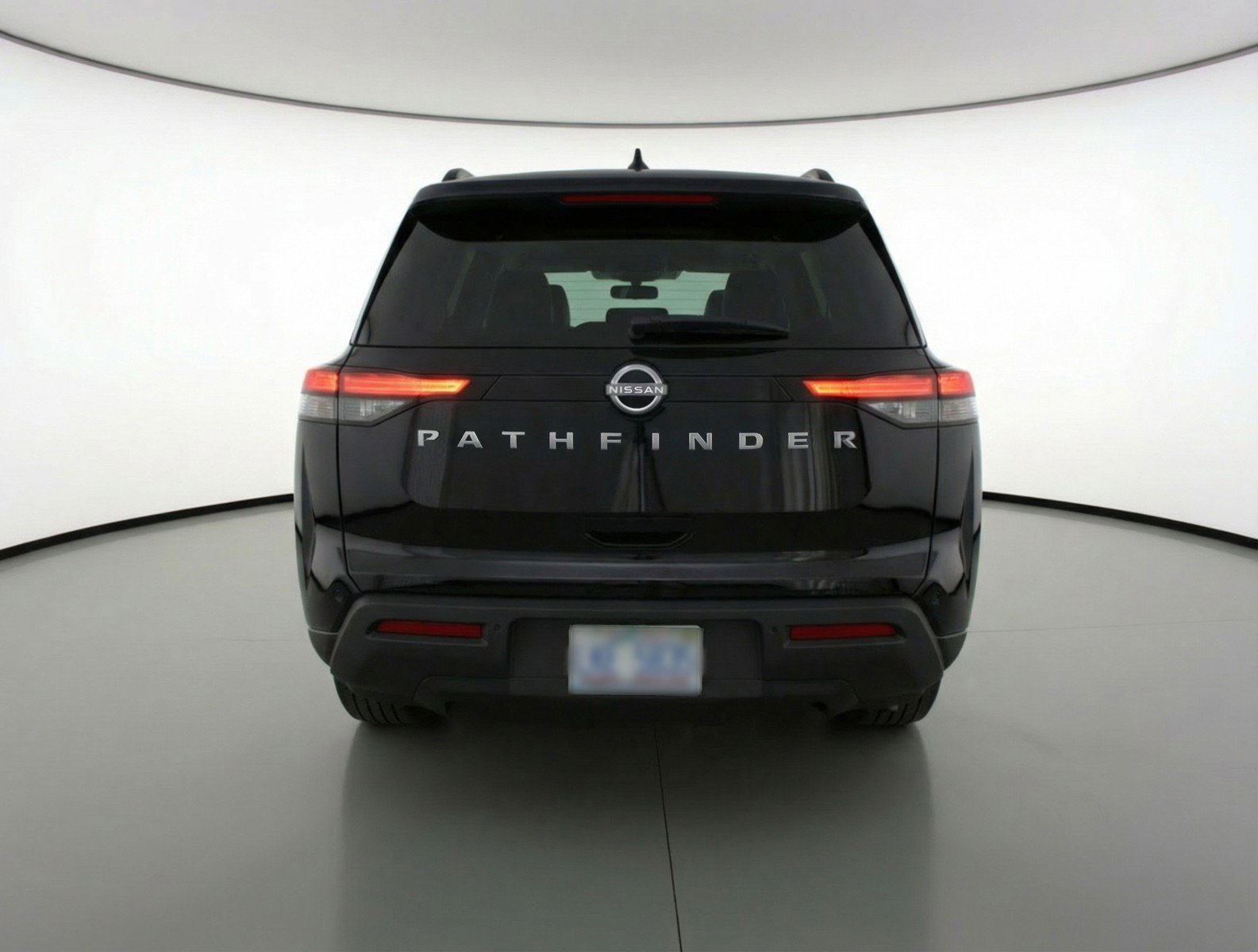 Used 2025 Nissan Pathfinder SV image 7