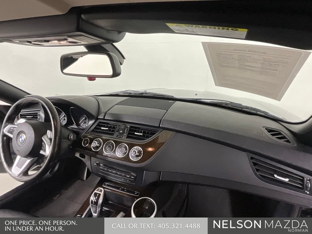 Used 2011 BMW Z4 sDrive35i RWD image 22