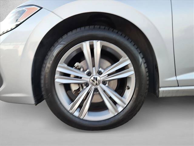 Used 2024 Volkswagen Jetta SE FWD image 22