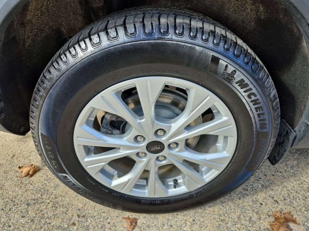 Certified 2024 Ford Escape Active image 9