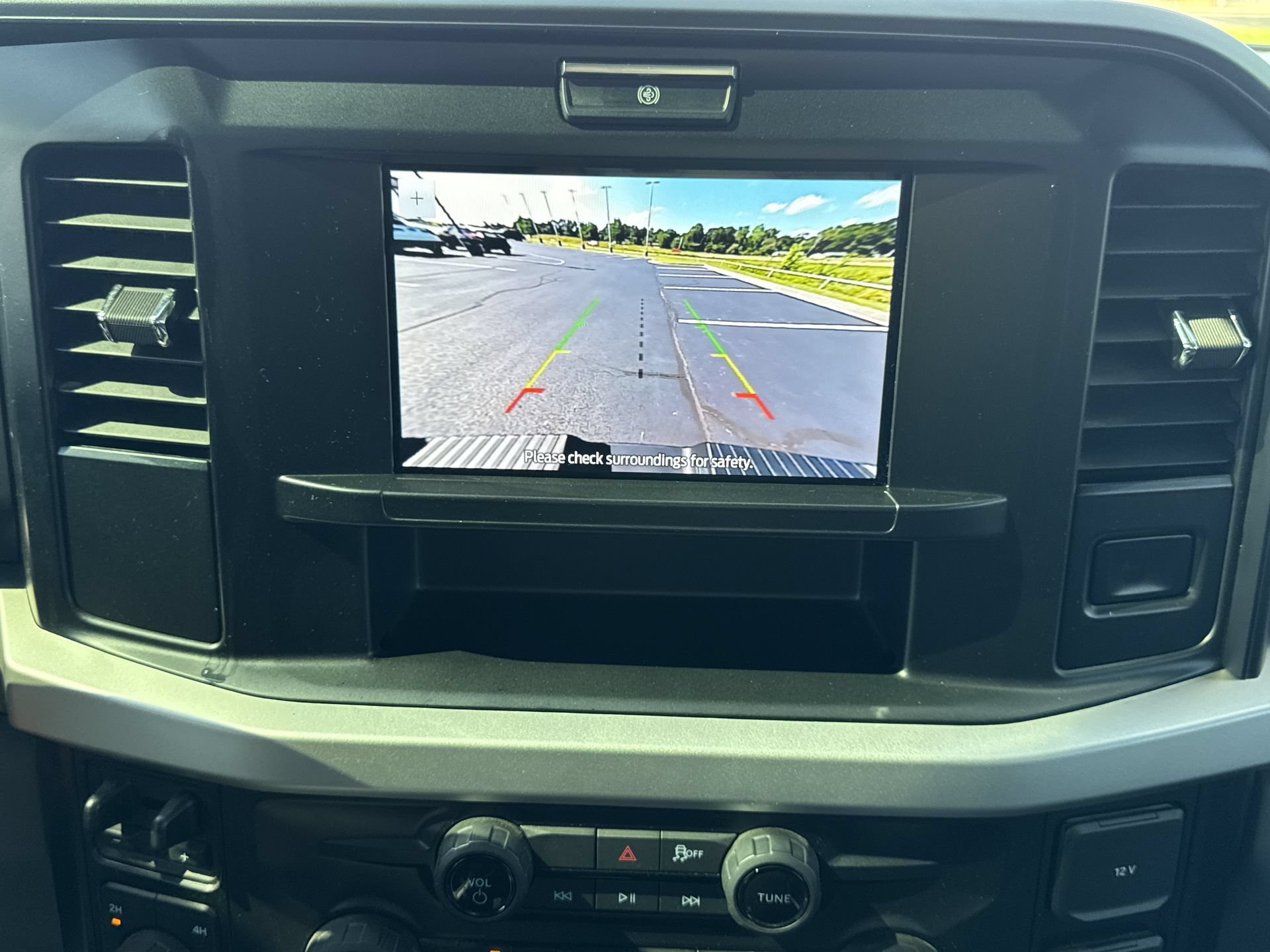 Used 2025 Ford F350 XLT AWD/4WD image 17