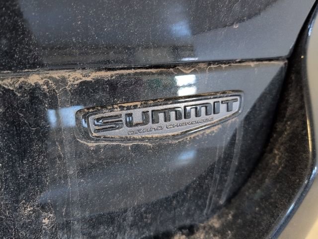 Used 2024 Jeep Grand Cherokee L Summit image 5