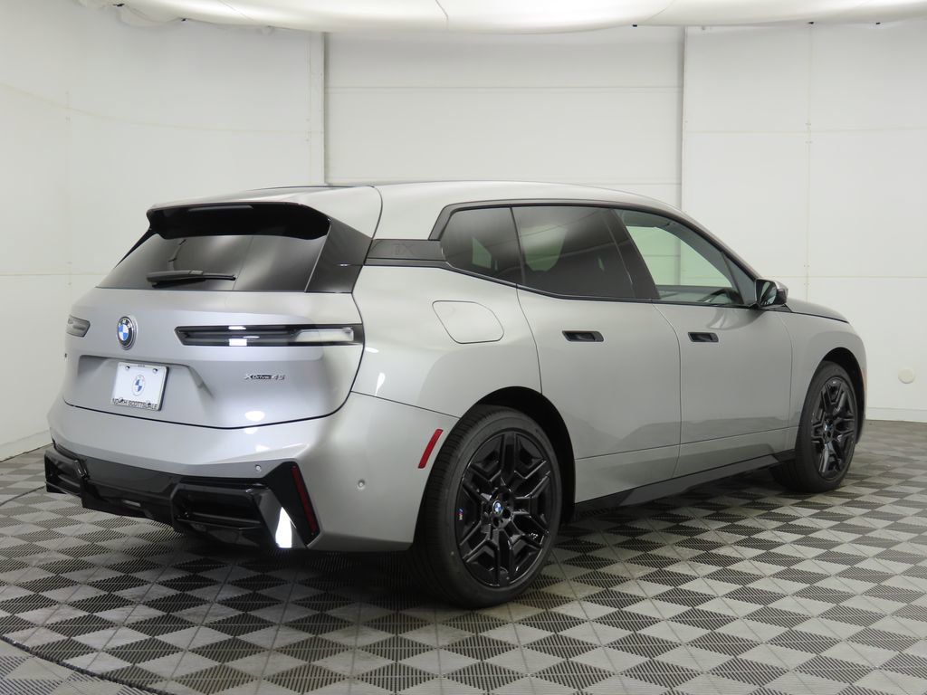 New 2026 BMW iX xDrive45 w/ M Sport Package image 5