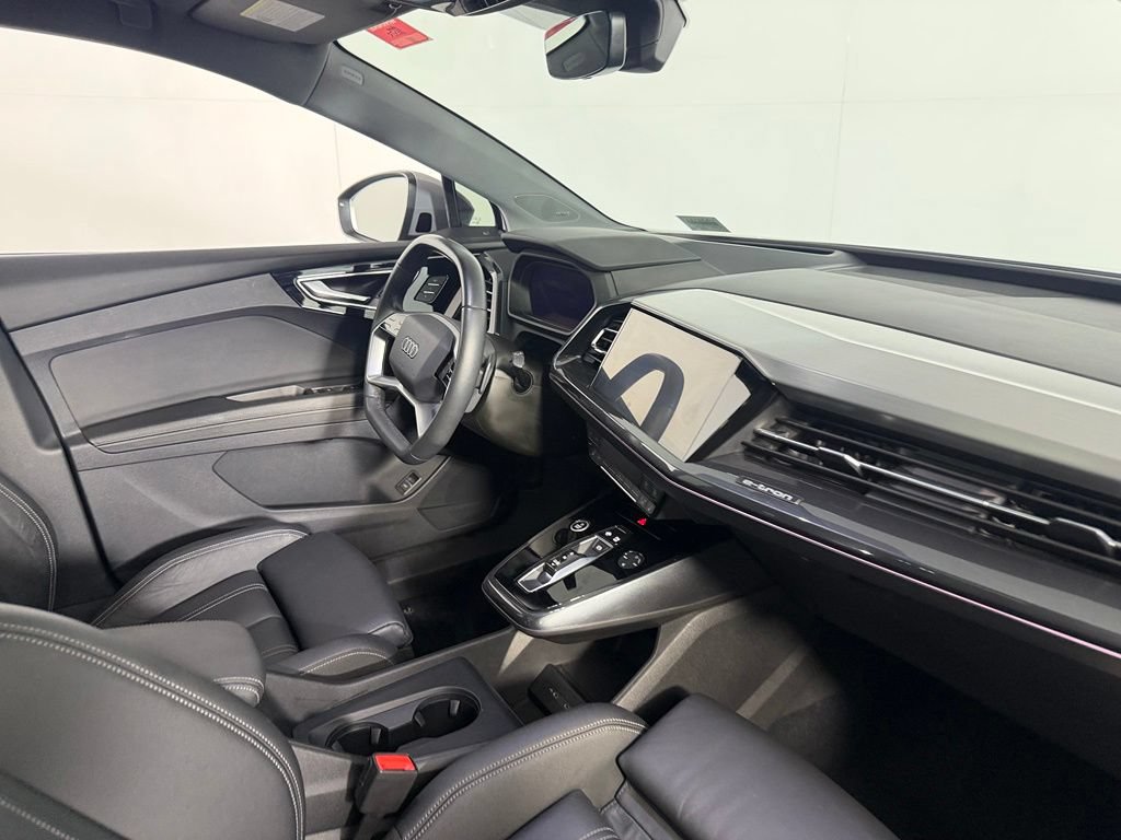 Used 2022 Audi Q4 e-tron Prestige AWD/4WD image 29