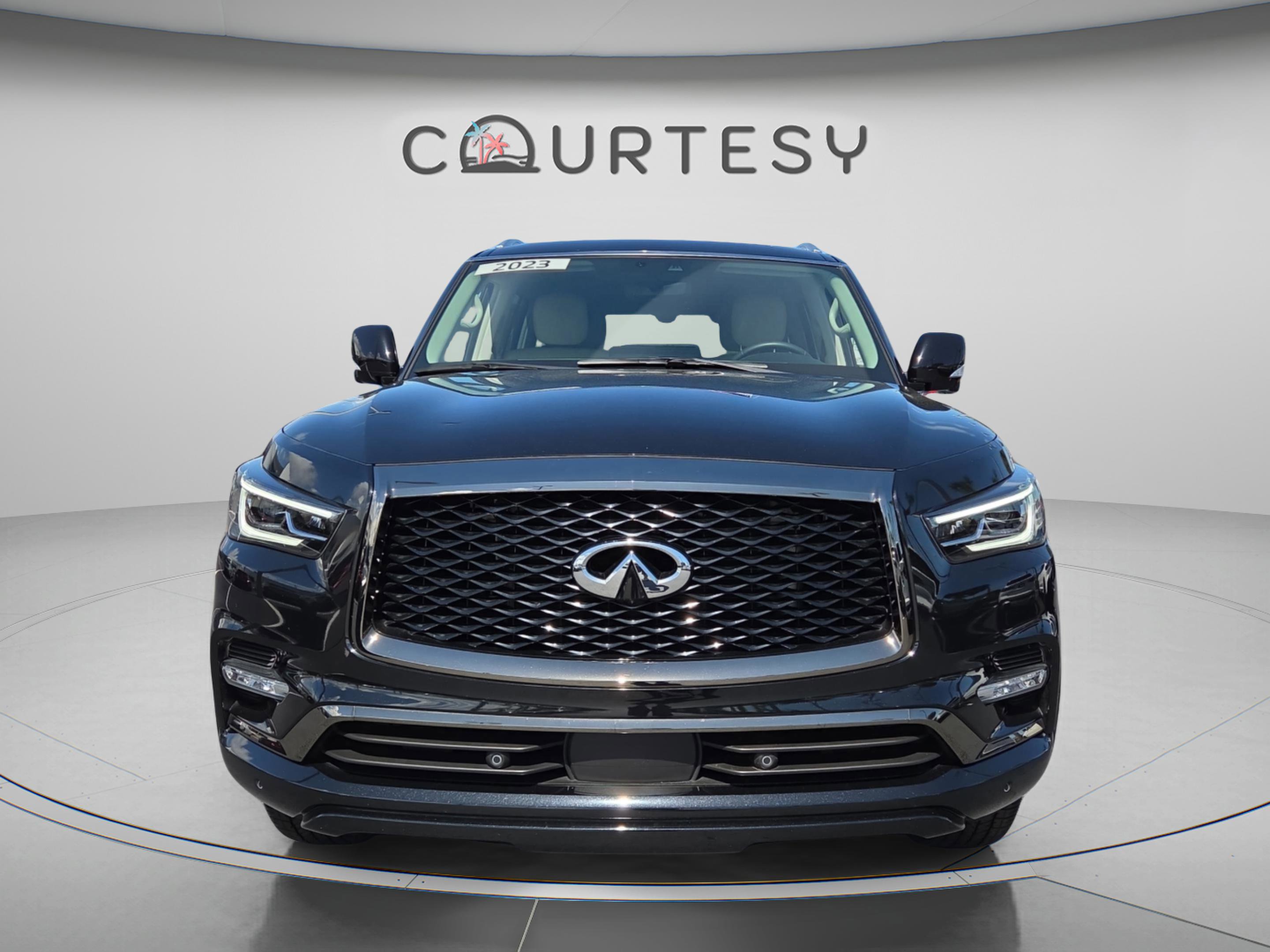 Used 2023 INFINITI QX80 Premium Select w/ Cargo Package image 9