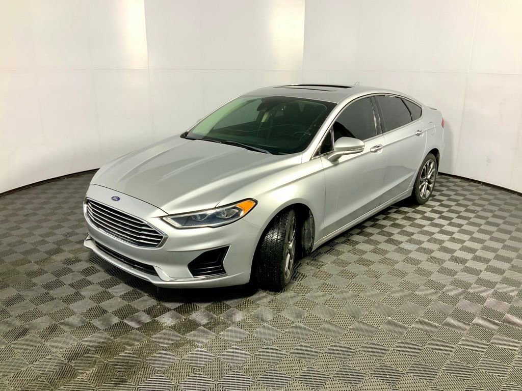 Used 2019 Ford Fusion SEL FWD image 14