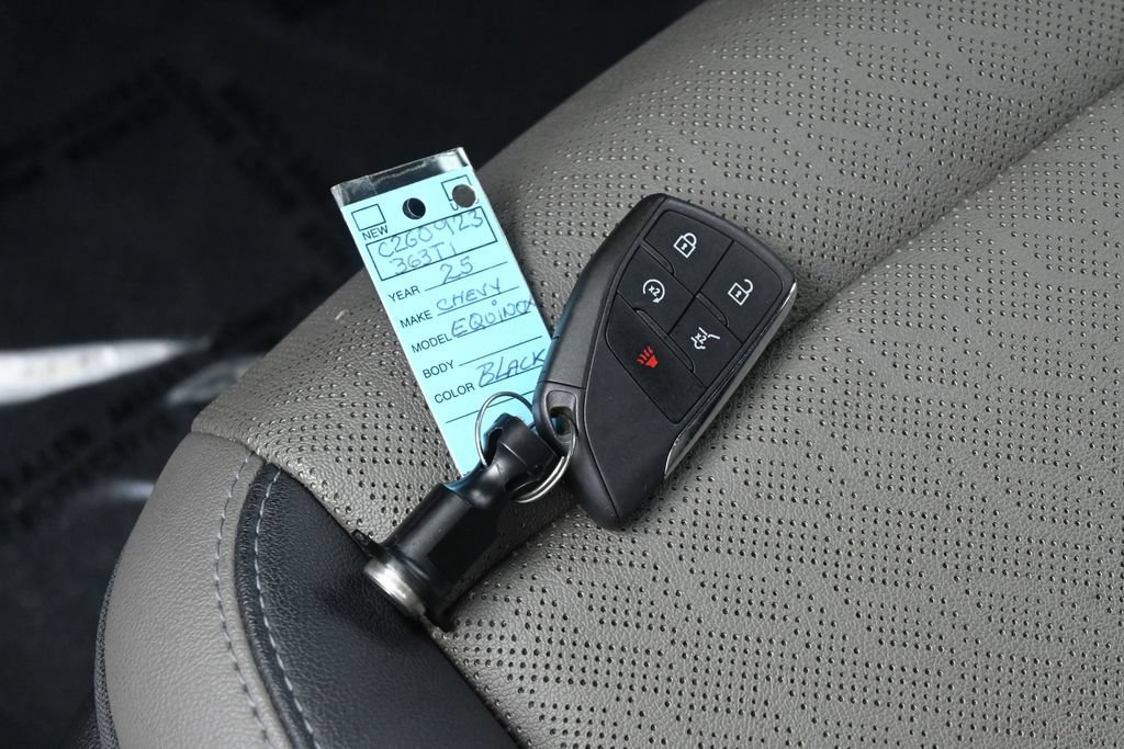 Used 2025 Chevrolet Equinox LT w/ Convenience Package II FWD image 21