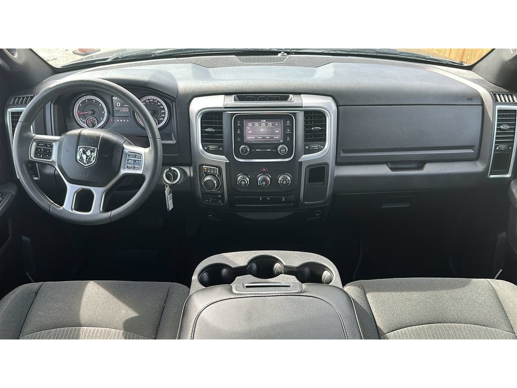 Used 2024 RAM 1500 Warlock AWD/4WD image 19
