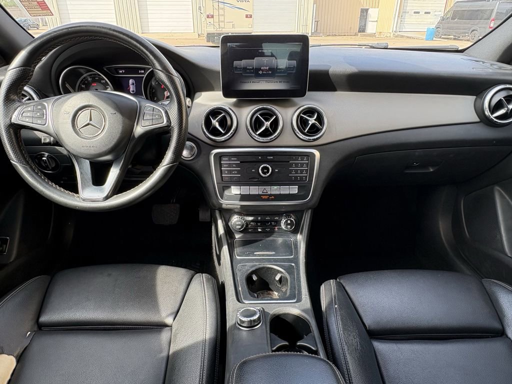 Used 2018 Mercedes-Benz CLA 250 image 24