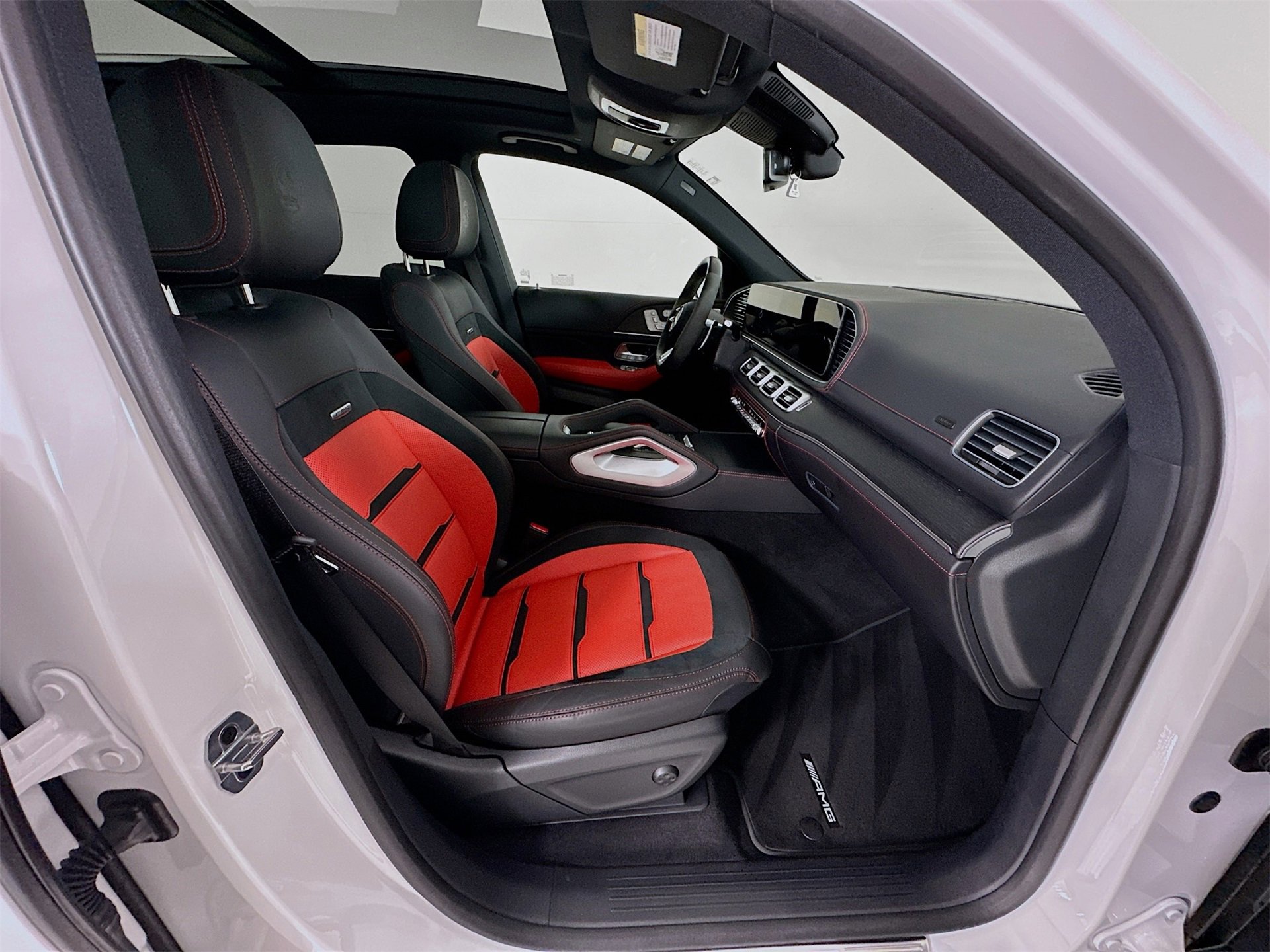 Used 2025 Mercedes-Benz GLE 53 AMG GLE 53 AMGﾮ image 31