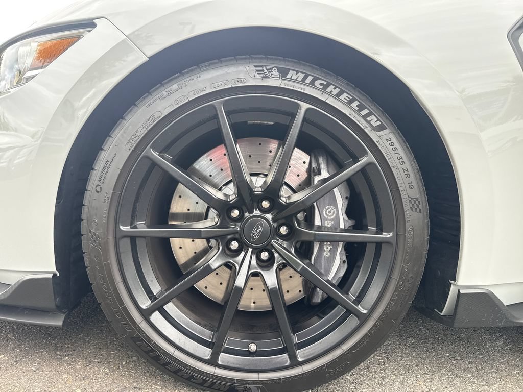 Certified 2017 Ford Mustang Shelby GT350 RWD image 56