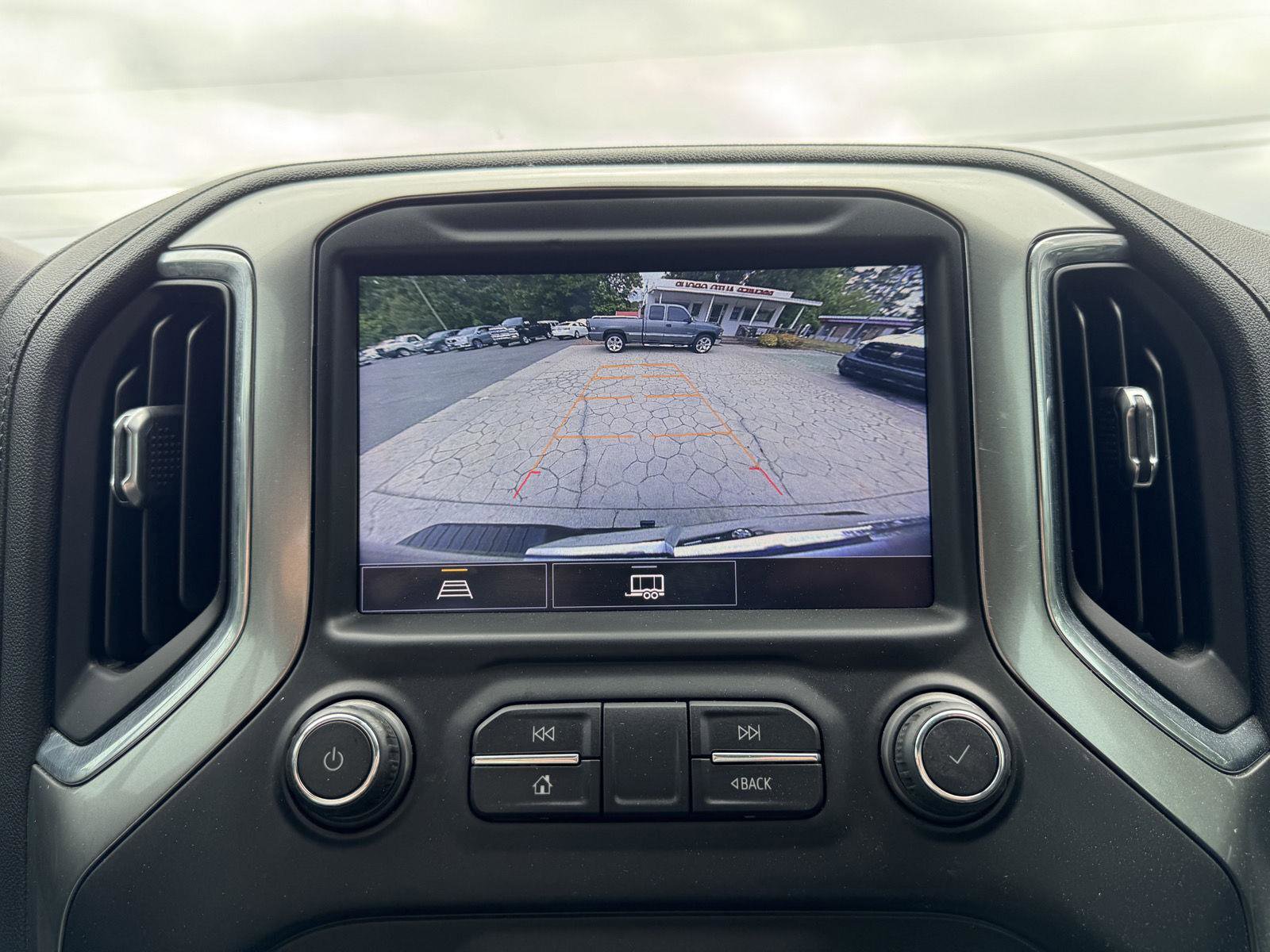 Used 2021 Chevrolet Silverado 1500 RST w/ Texas Edition Plus AWD/4WD image 19