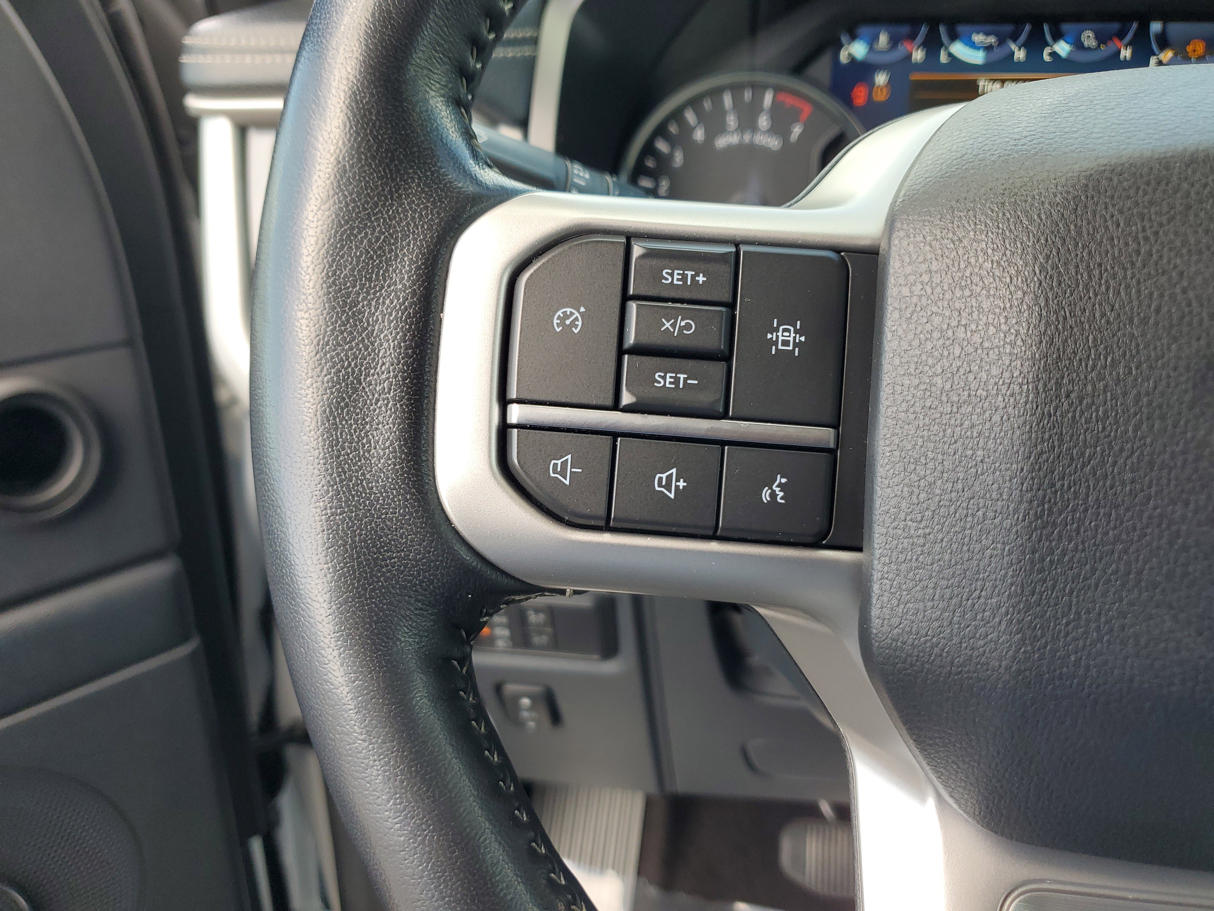 Used 2022 Ford Expedition XLT RWD image 22