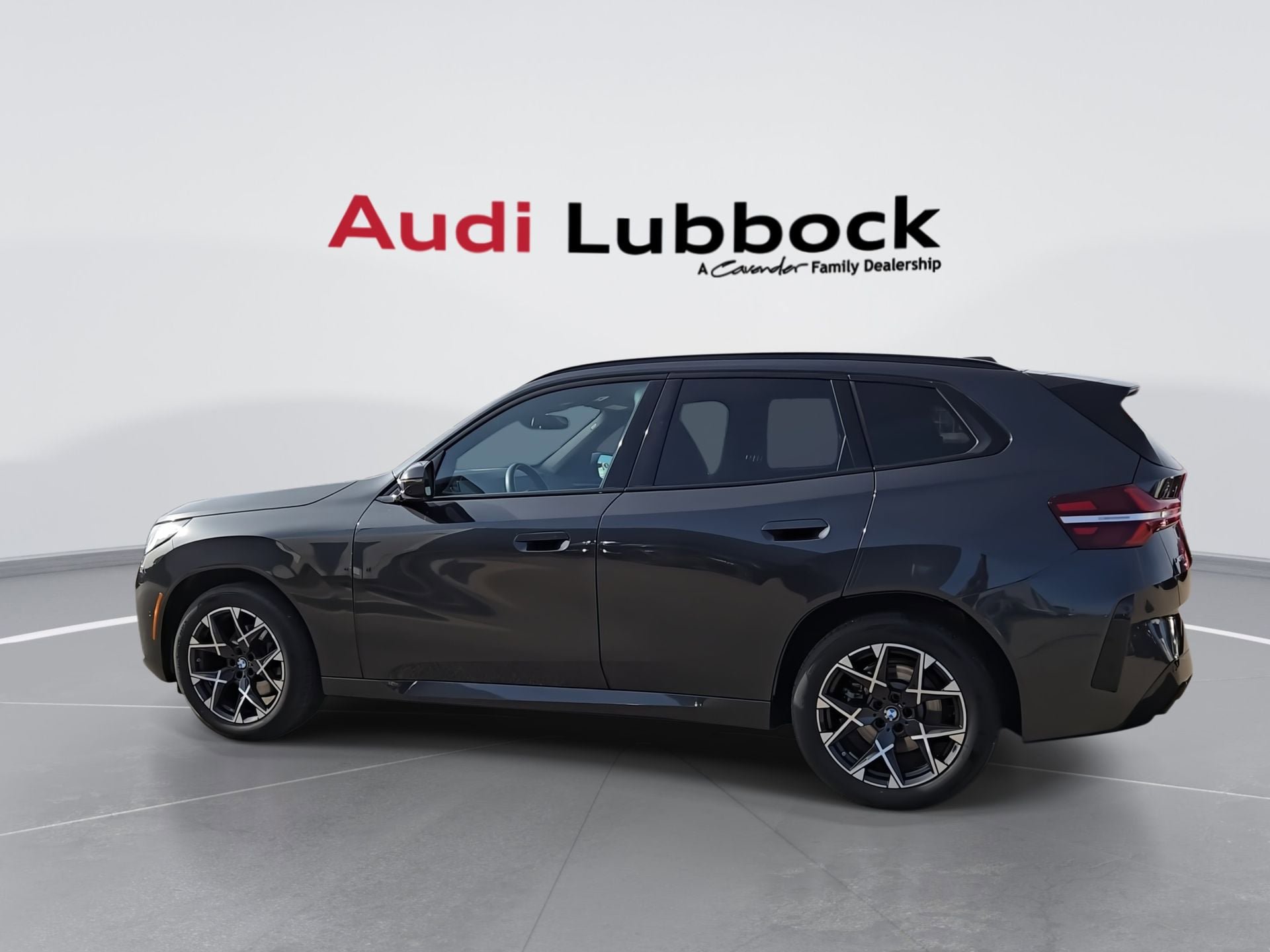 Used 2025 BMW X3 xDrive30i AWD/4WD image 6