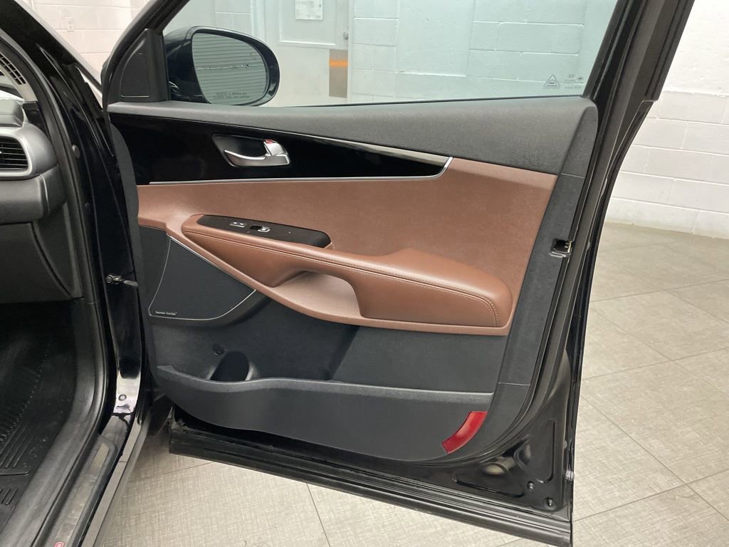 Used 2019 Kia Sorento SX w/ SX Touring Package image 29